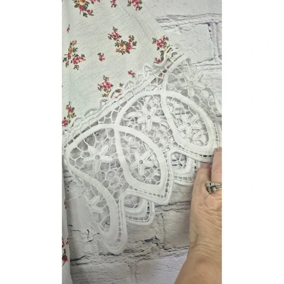 Love J Cottagecore Floral Lace Trim Fairy Peasant Top Medium Romantic Boho - Picture 9 of 11